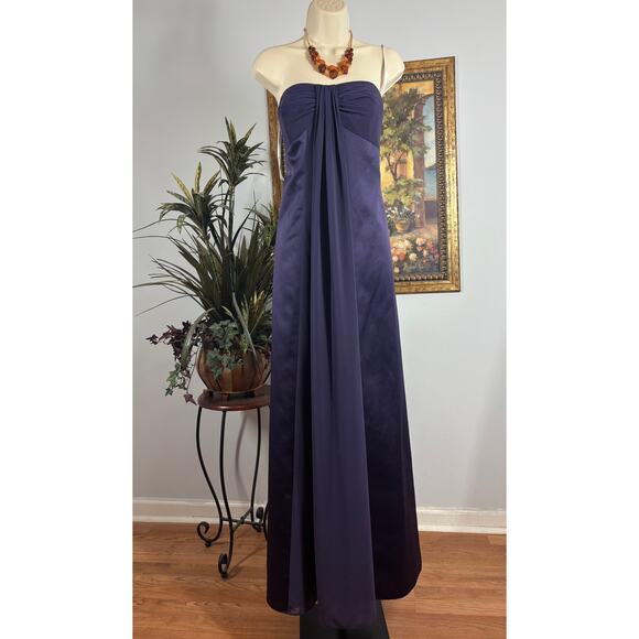 David's Bridal Dresses & Skirts - David’s Bridal Strapless Gown Sz 14 Ruched Bodice Formal Bridesmaid Eveningwear